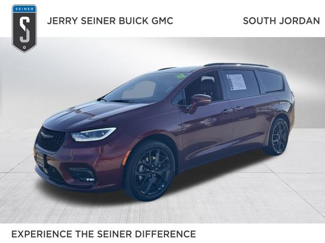 Used 2023 Chrysler Pacifica Touring-L w/ S Appearance Package