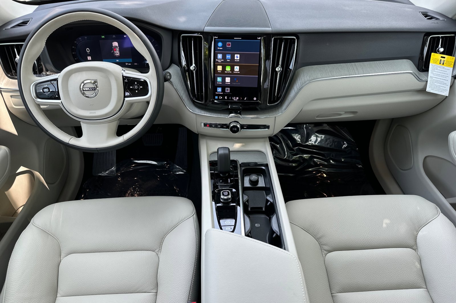 New 2025 Volvo XC60 B5 Plus w/ Climate Package image 11