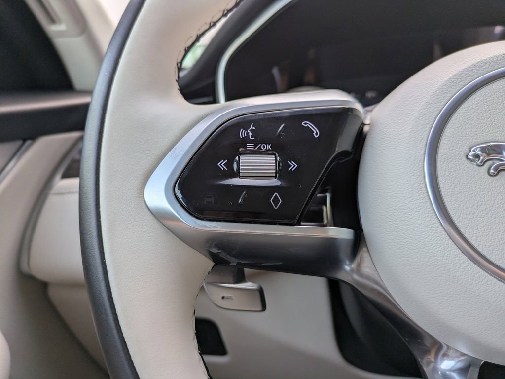 Used 2021 Jaguar F-PACE S image 29