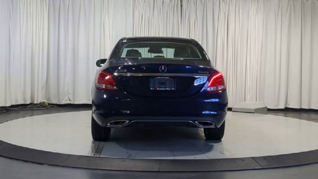 Used 2017 Mercedes-Benz C 300 4MATIC Sedan image 8