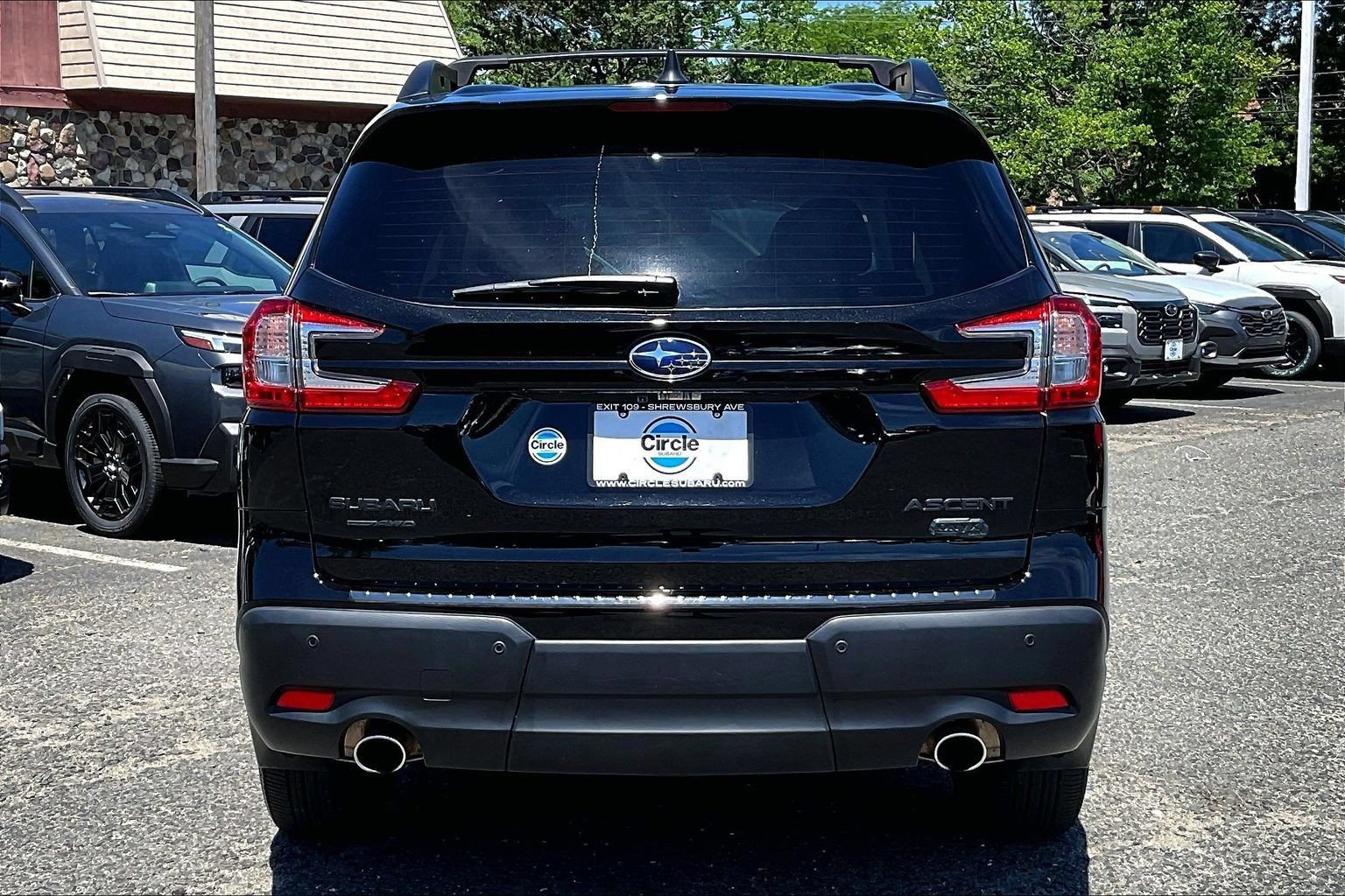 Certified 2025 Subaru Ascent Bronze Edition AWD/4WD image 4
