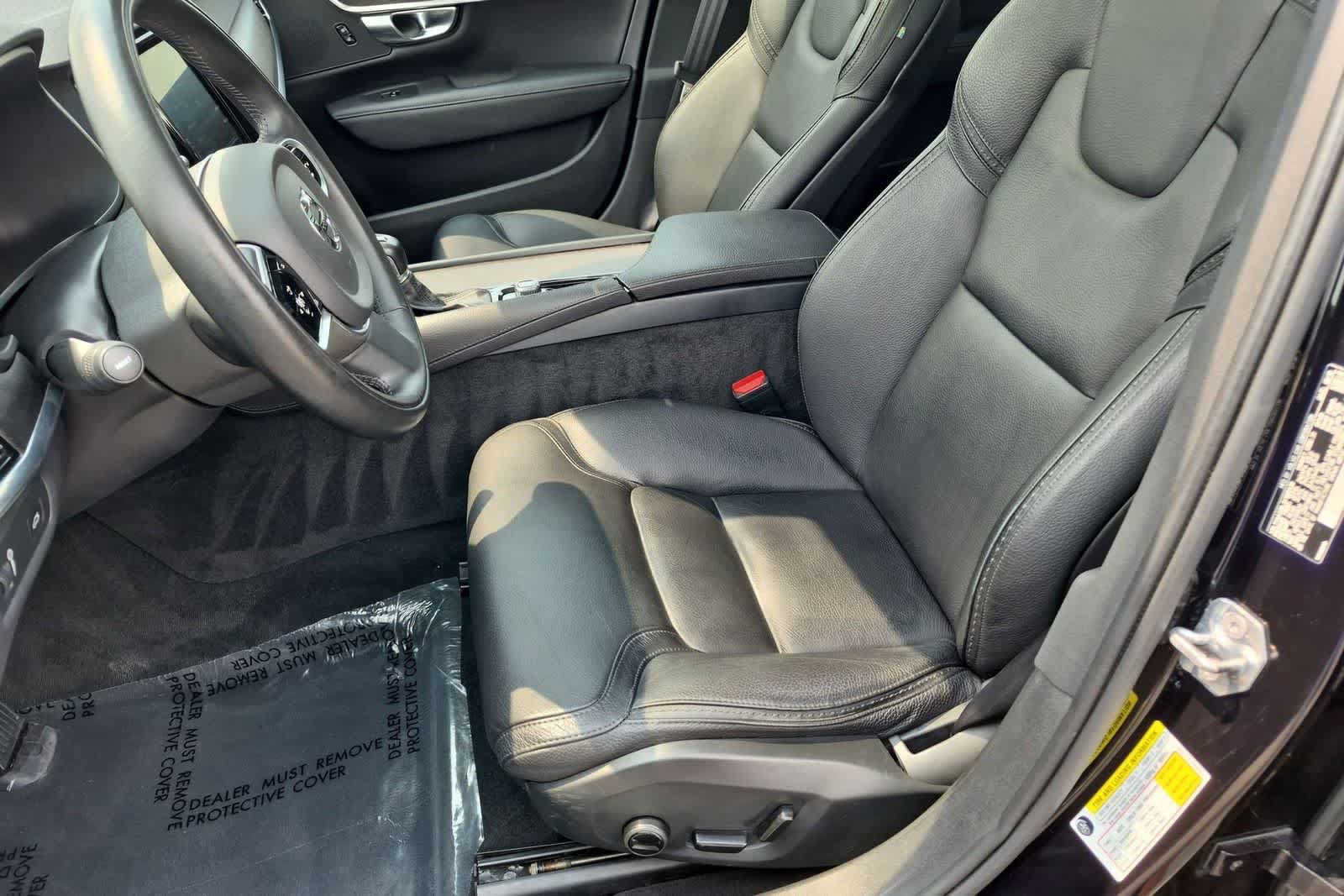 Used 2019 Volvo V90 T6 Cross Country AWD/4WD image 16