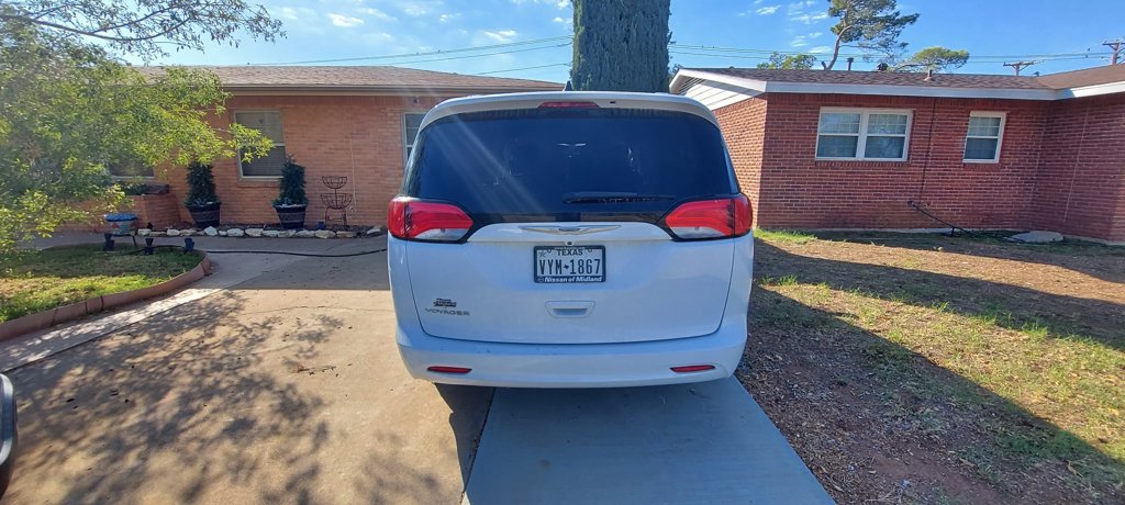Used 2021 Chrysler Voyager Lxi