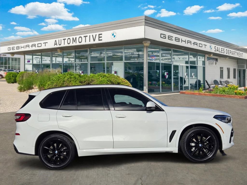Used 2023 BMW X5 xDrive40i w/ M Sport Package image 4