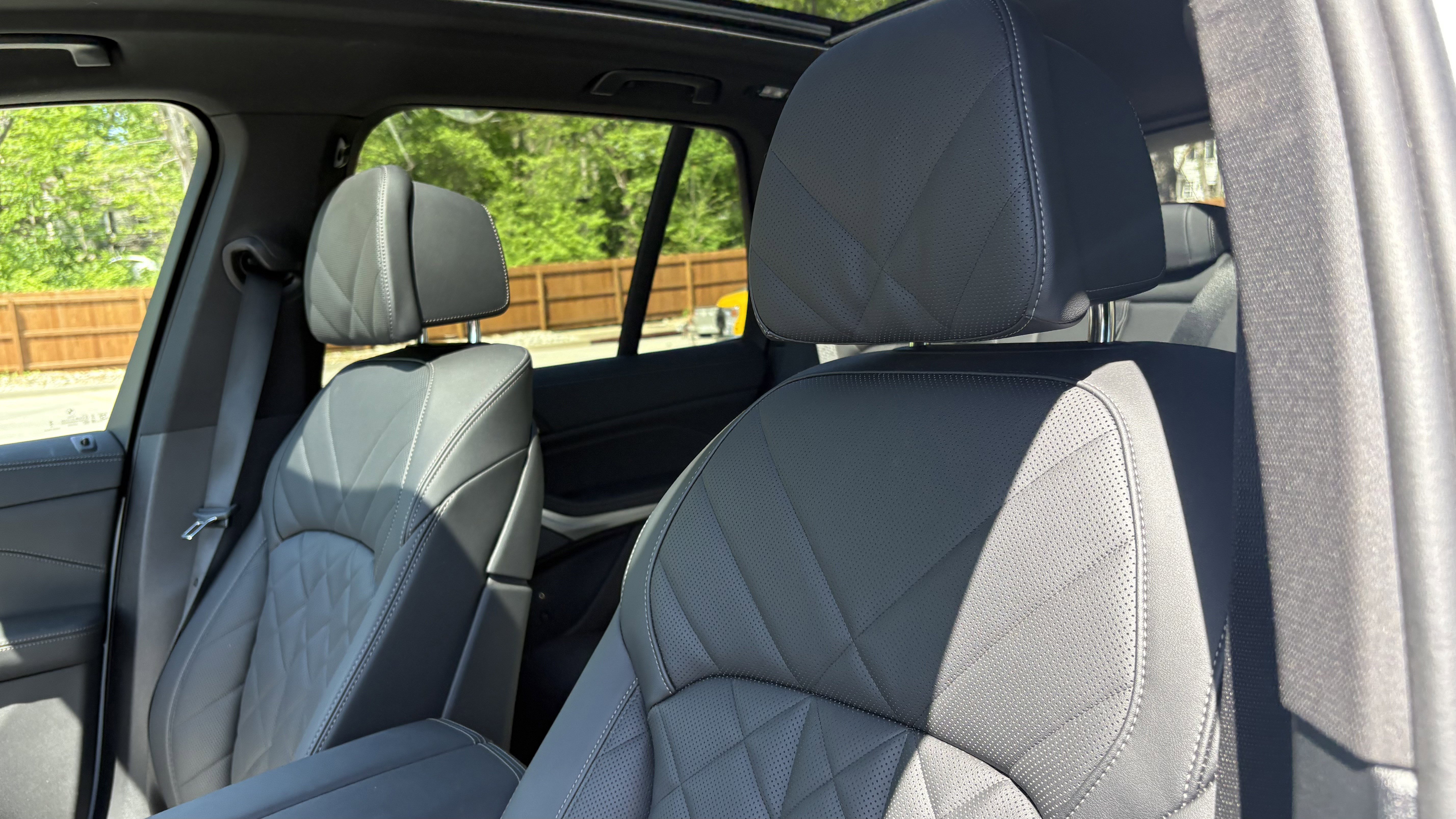 Certified 2025 BMW X5 xDrive40i w/ Climate Comfort Package AWD/4WD image 18