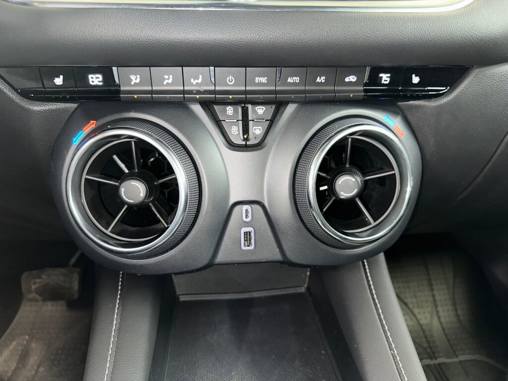 Certified 2024 Chevrolet Blazer LT w/ LPO, Floor Liner Package image 16