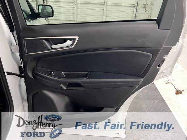 Used 2024 Ford Edge SEL image 34