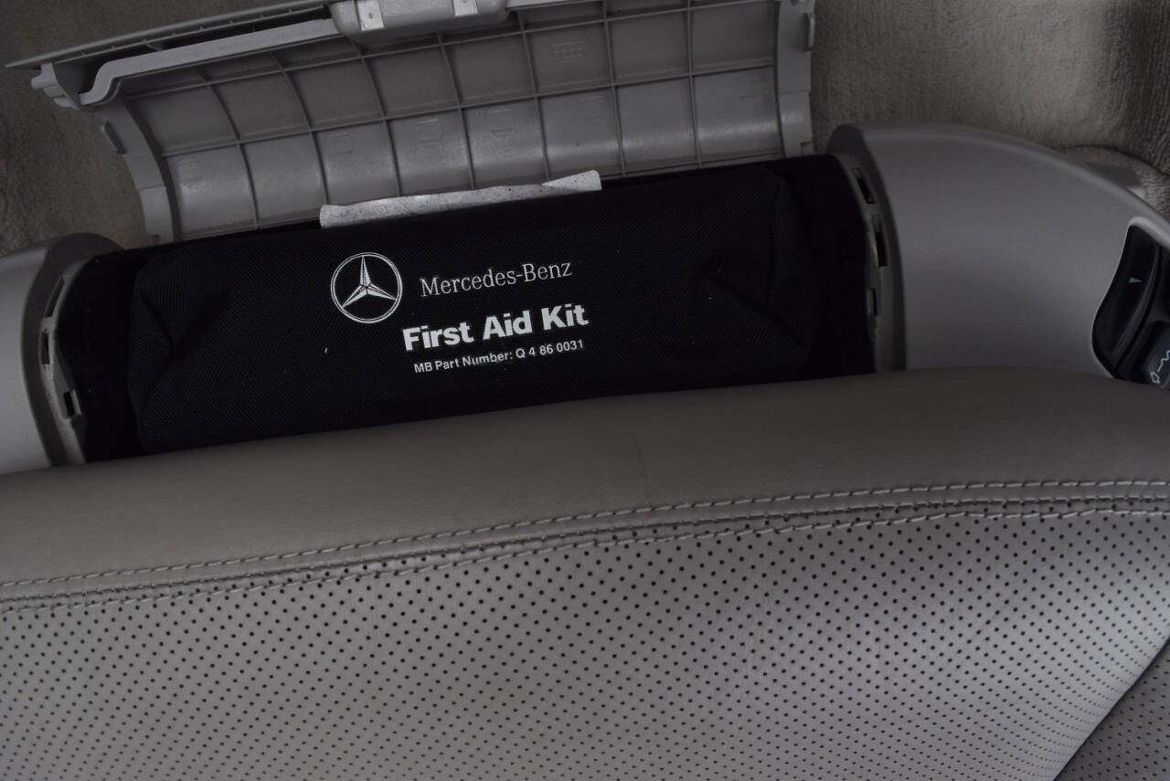 Used 2001 Mercedes-Benz S 500 image 52