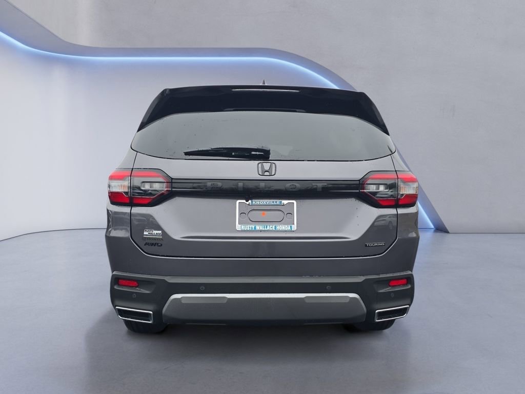 New 2026 Honda Pilot Touring image 4