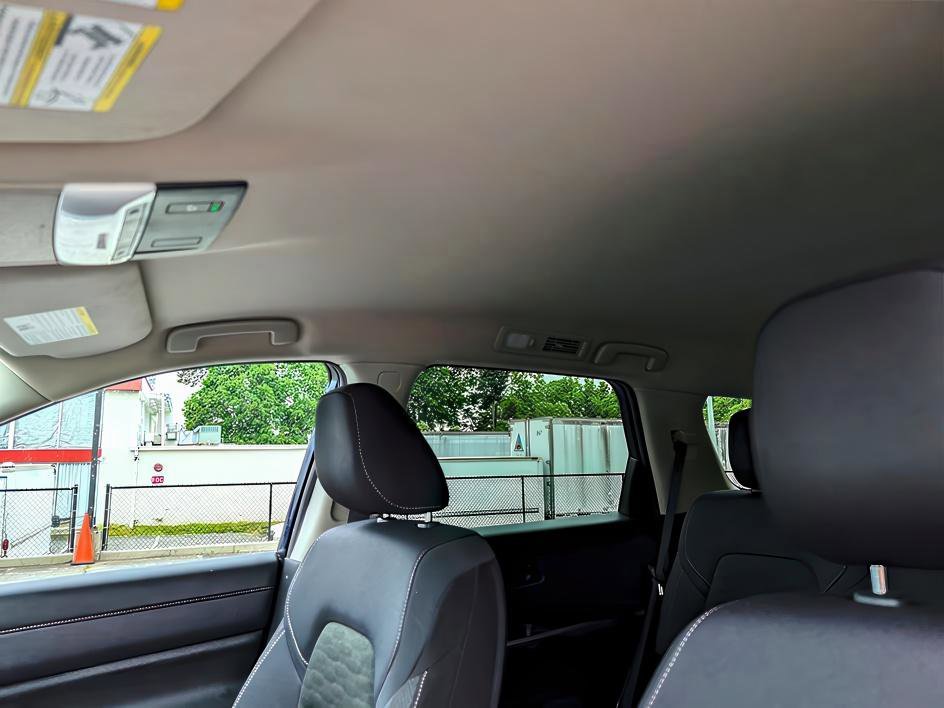 Used 2025 Nissan Pathfinder SV AWD/4WD image 59