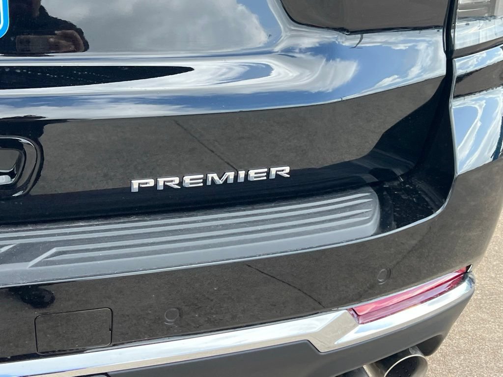 New 2026 Chevrolet Suburban Premier RWD image 13