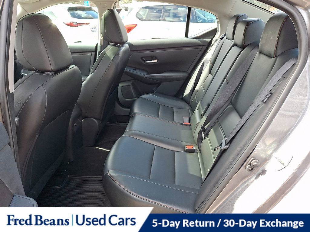 Used 2023 Nissan Sentra SR w/ SR Premium Package image 12