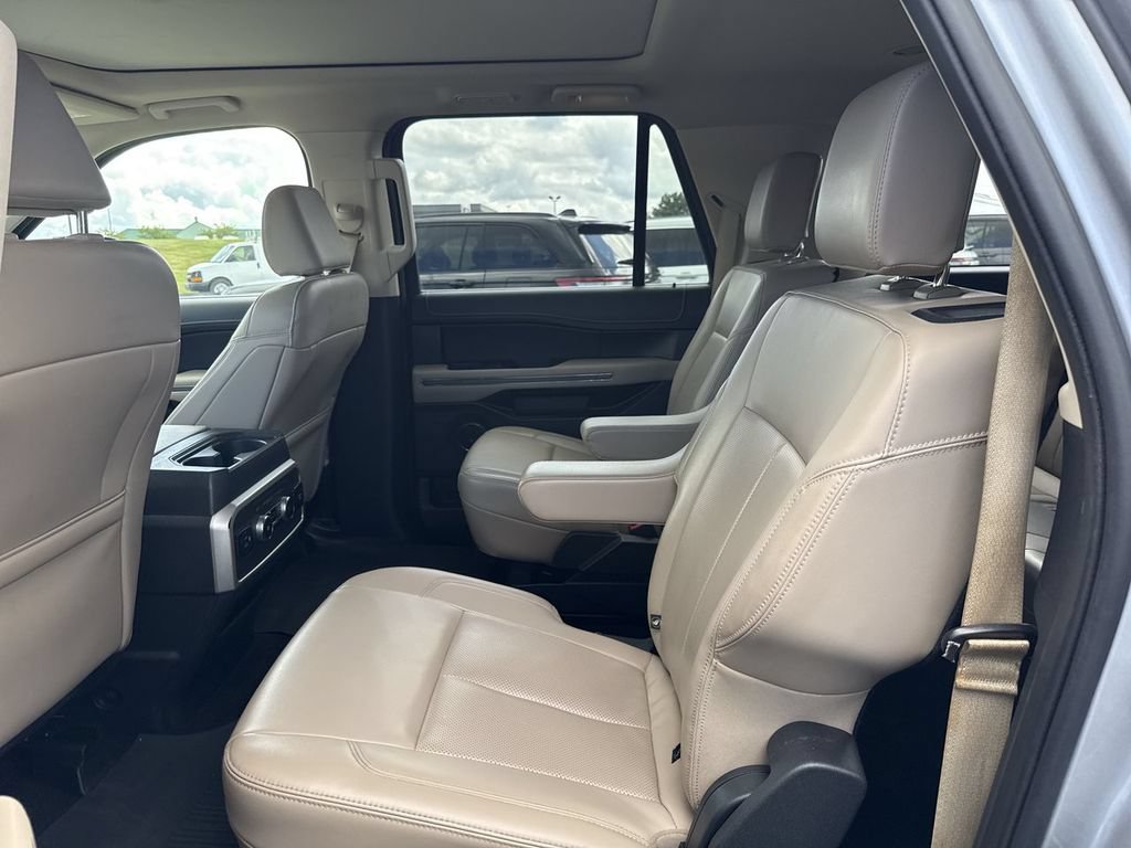 Used 2022 Ford Expedition Max XLT AWD/4WD image 21