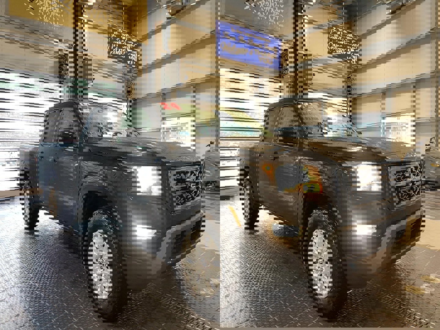 Used 2024 Nissan Frontier SV w/ Technology Package