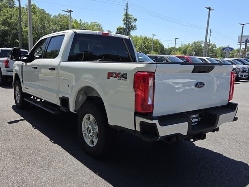 Used 2025 Ford F250 XLT w/ FX4 Off-Road Package AWD/4WD image 12