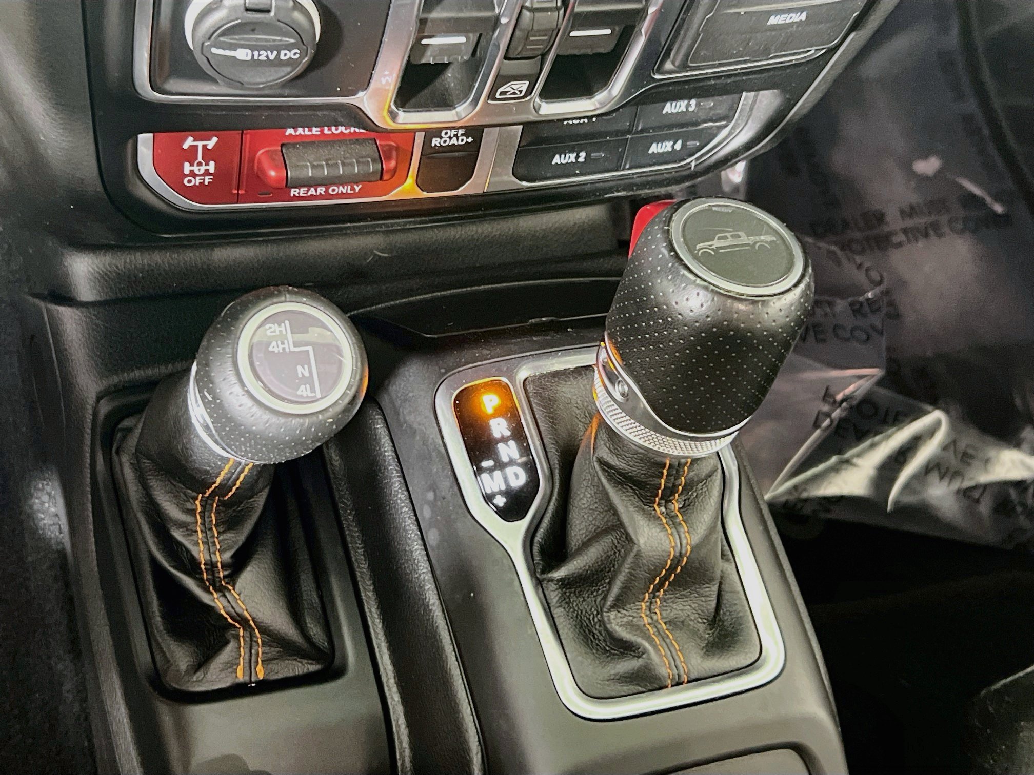 Used 2022 Jeep Gladiator Mojave w/ LED Lighting Group AWD/4WD image 17