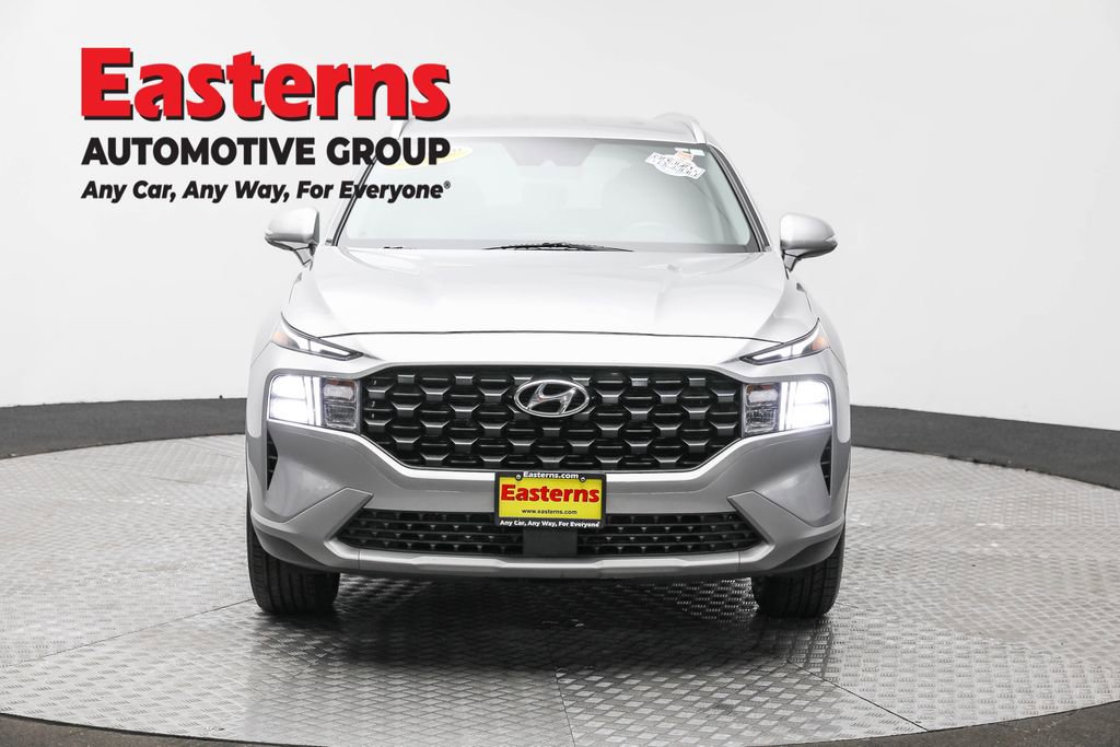 Used 2023 Hyundai Santa Fe SEL image 2
