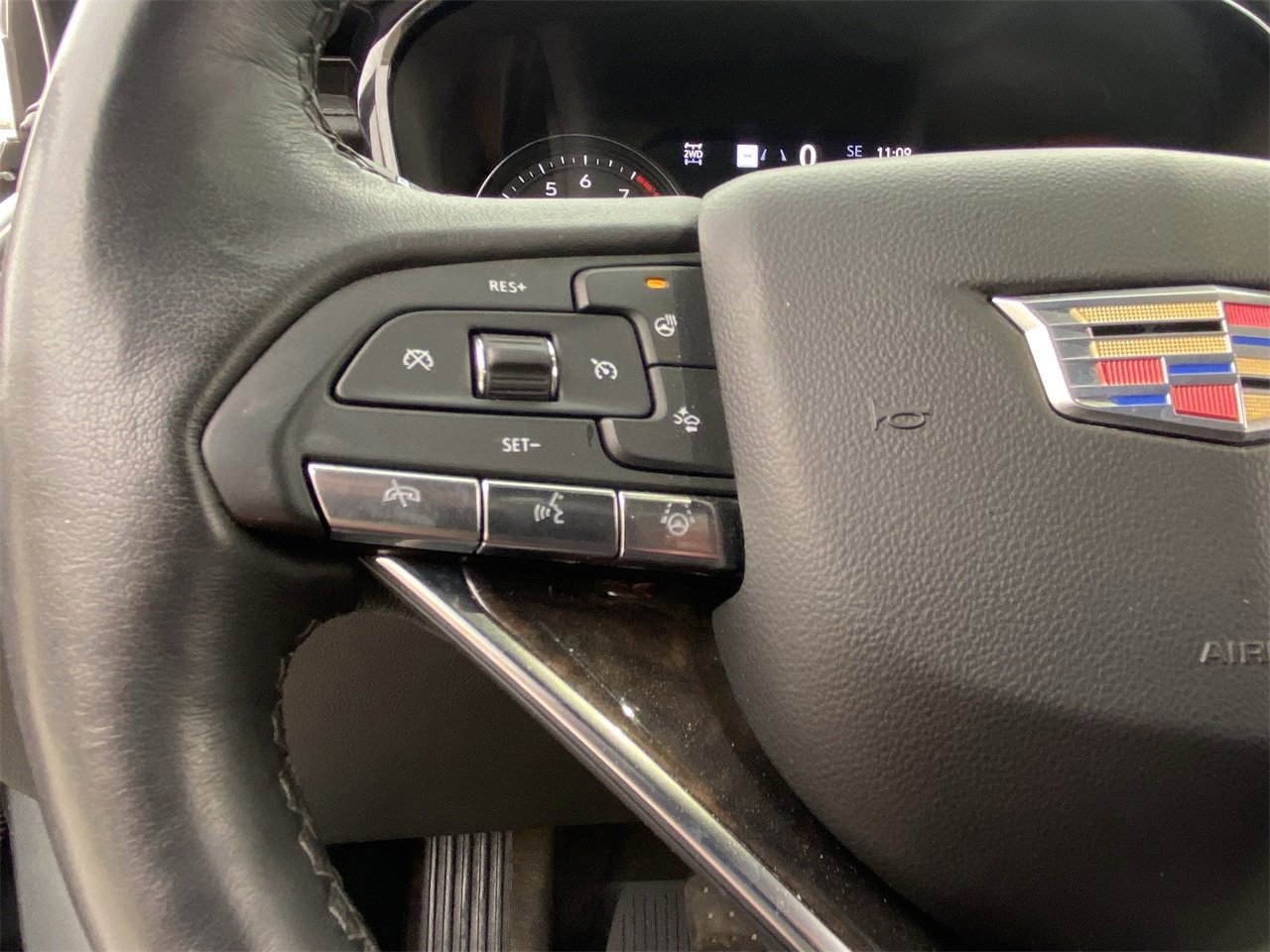 Certified 2023 Cadillac XT6 Premium Luxury w/ Technology Package image 23