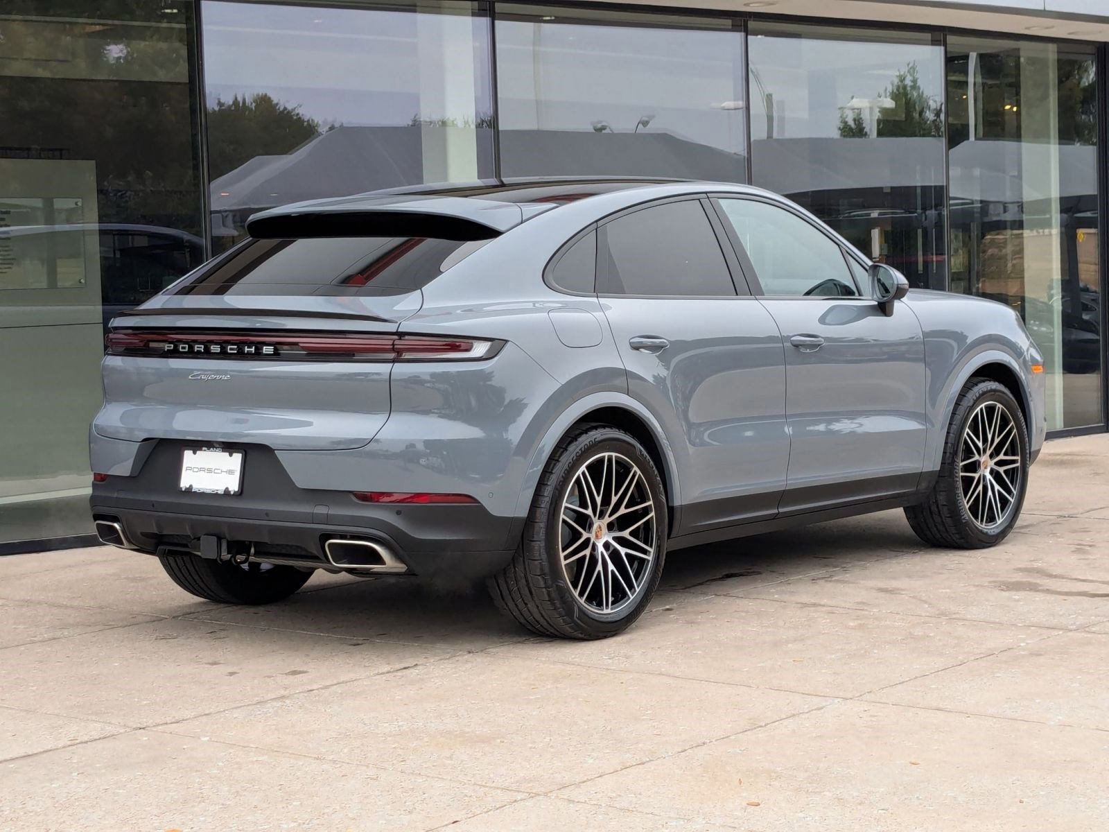 New 2026 Porsche Cayenne Coupe image 9