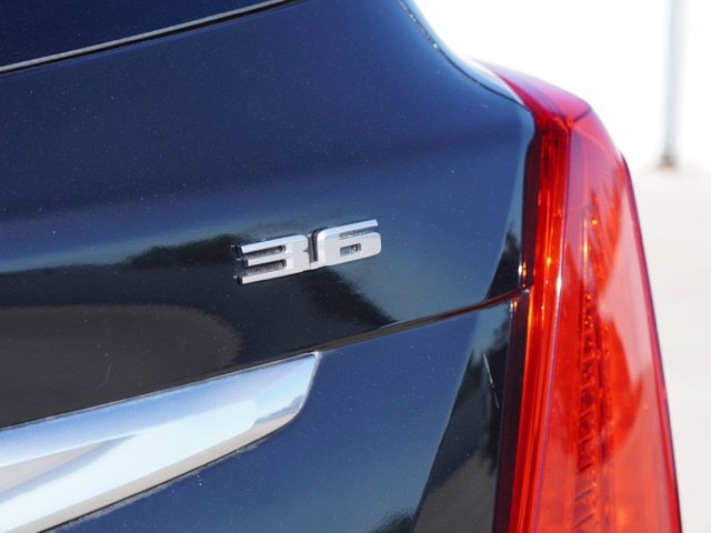Used 2018 Cadillac XT5 FWD image 11