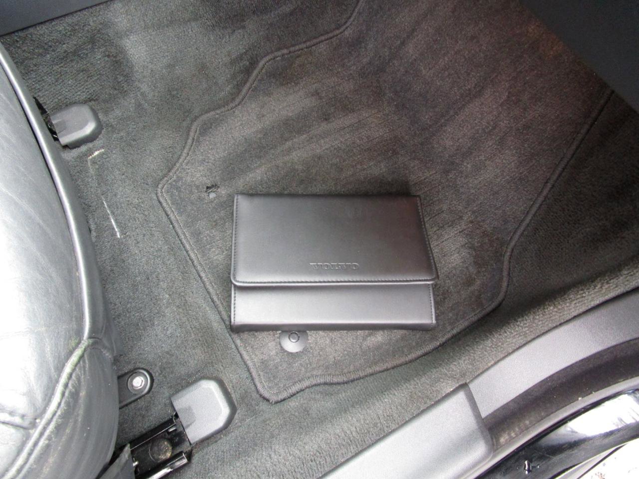 Used 2011 Volvo S80 3.2 w/ Climate Pkg image 29