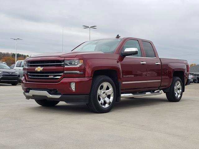 Used 2017 Chevrolet Silverado 1500 LTZ Z71 w/ LTZ Plus Package image 4