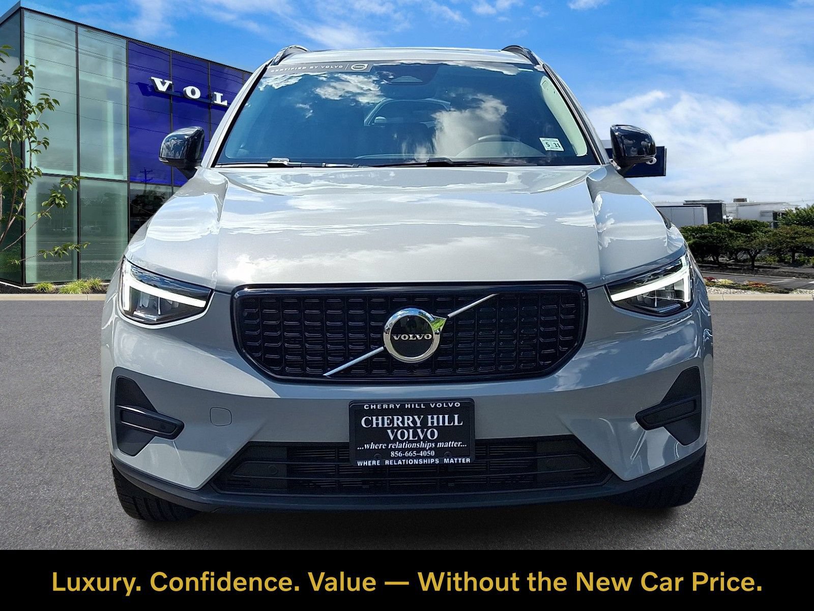 Certified 2026 Volvo XC40 B5 Core w/ Protection Package Premier AWD/4WD image 2