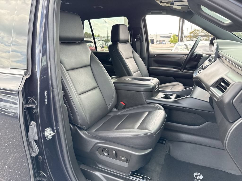 Used 2022 Chevrolet Tahoe LT AWD/4WD image 26