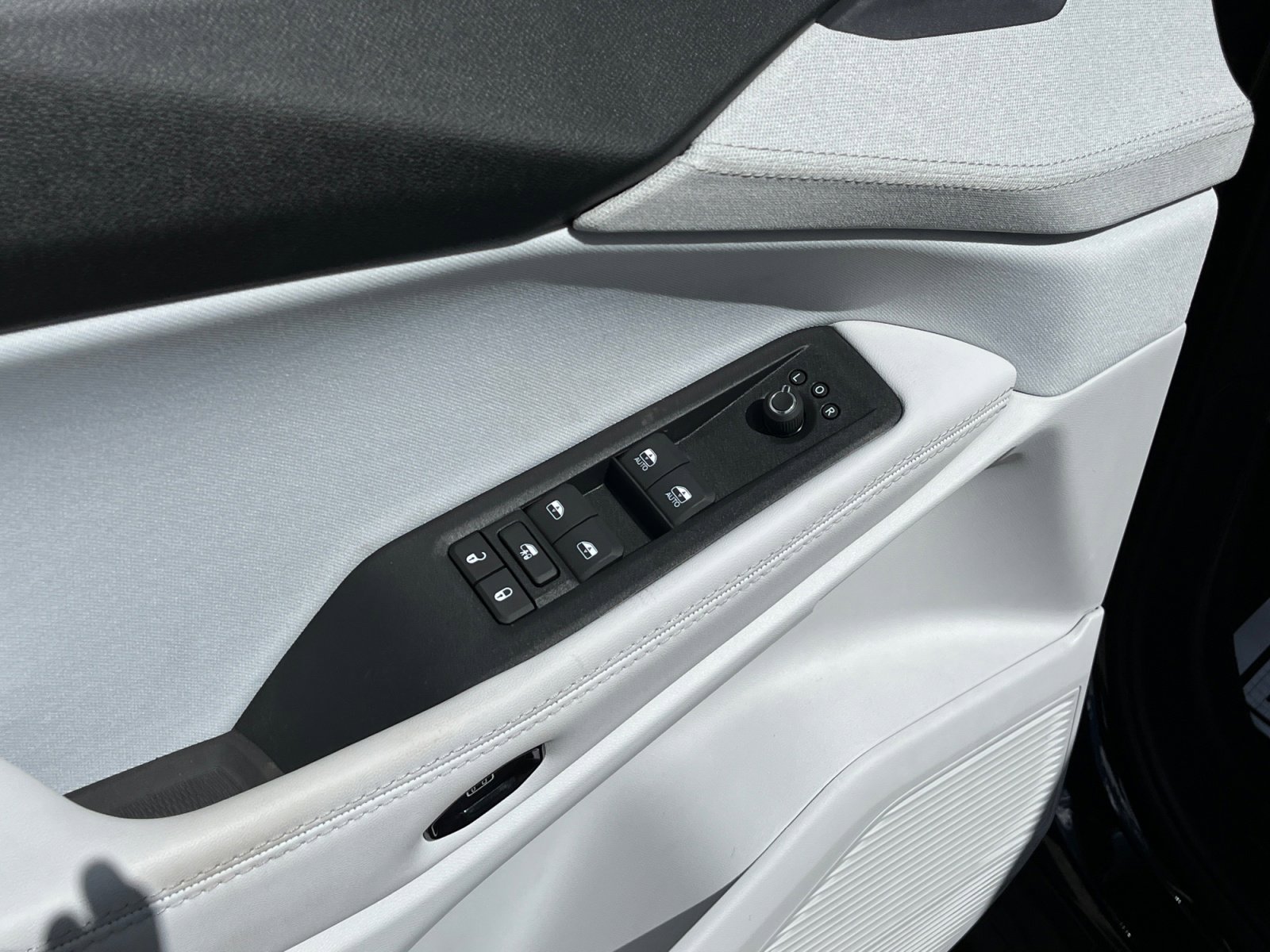 New 2026 Jeep Cherokee Laredo AWD/4WD image 14