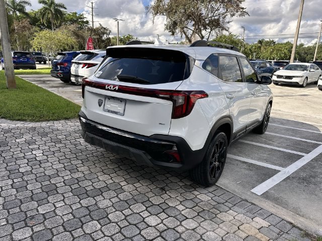 Used 2024 Kia Seltos X-Line AWD/4WD image 37