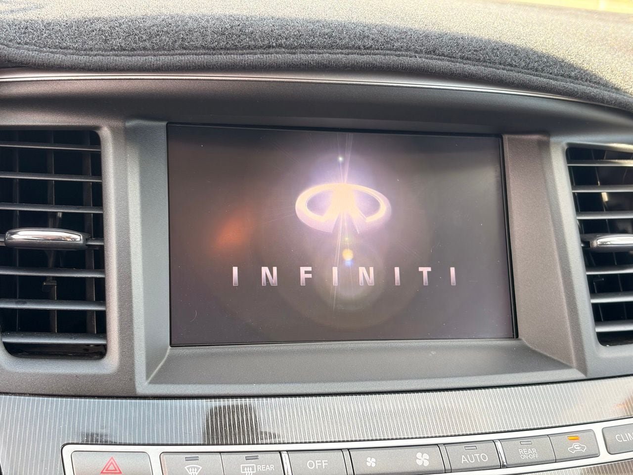 Used 2018 INFINITI QX60 Luxe AWD/4WD image 23