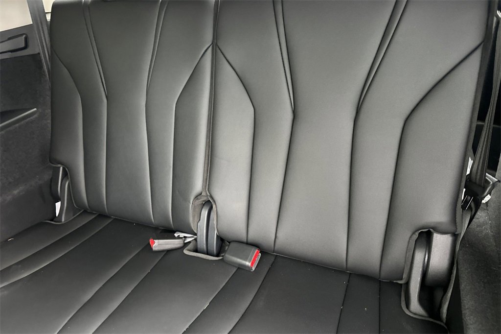 Certified 2025 Acura MDX FWD image 16