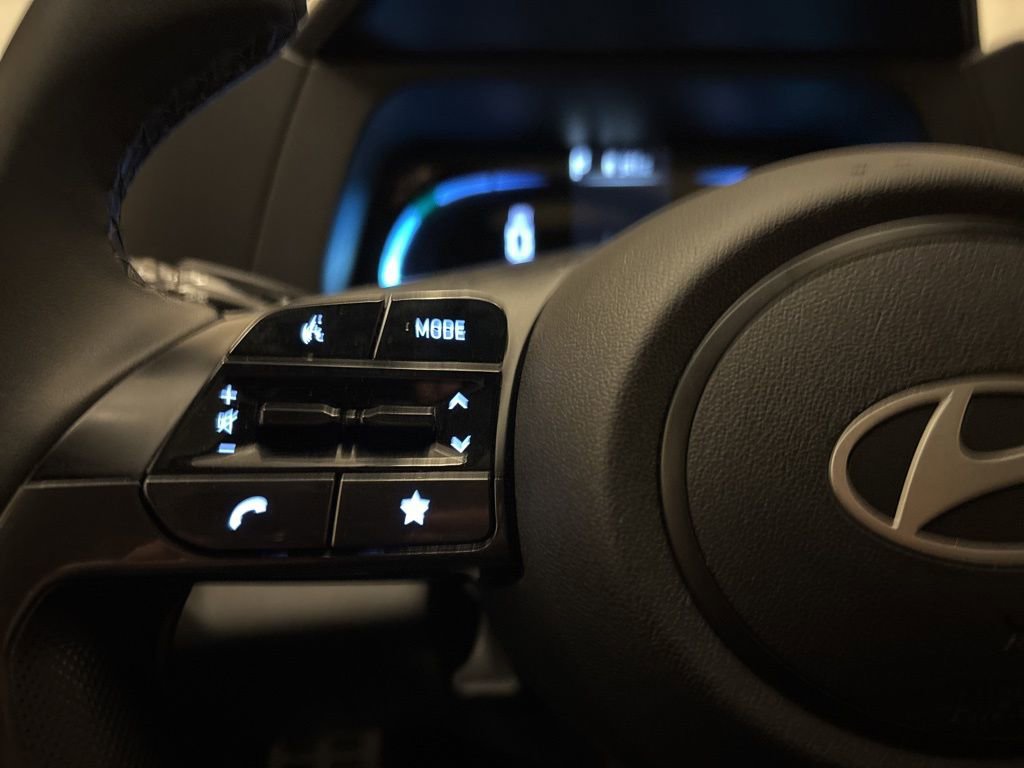 Certified 2026 Hyundai Elantra SEL Sport image 16