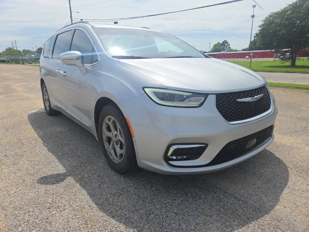 Used 2022 Chrysler Pacifica Limited