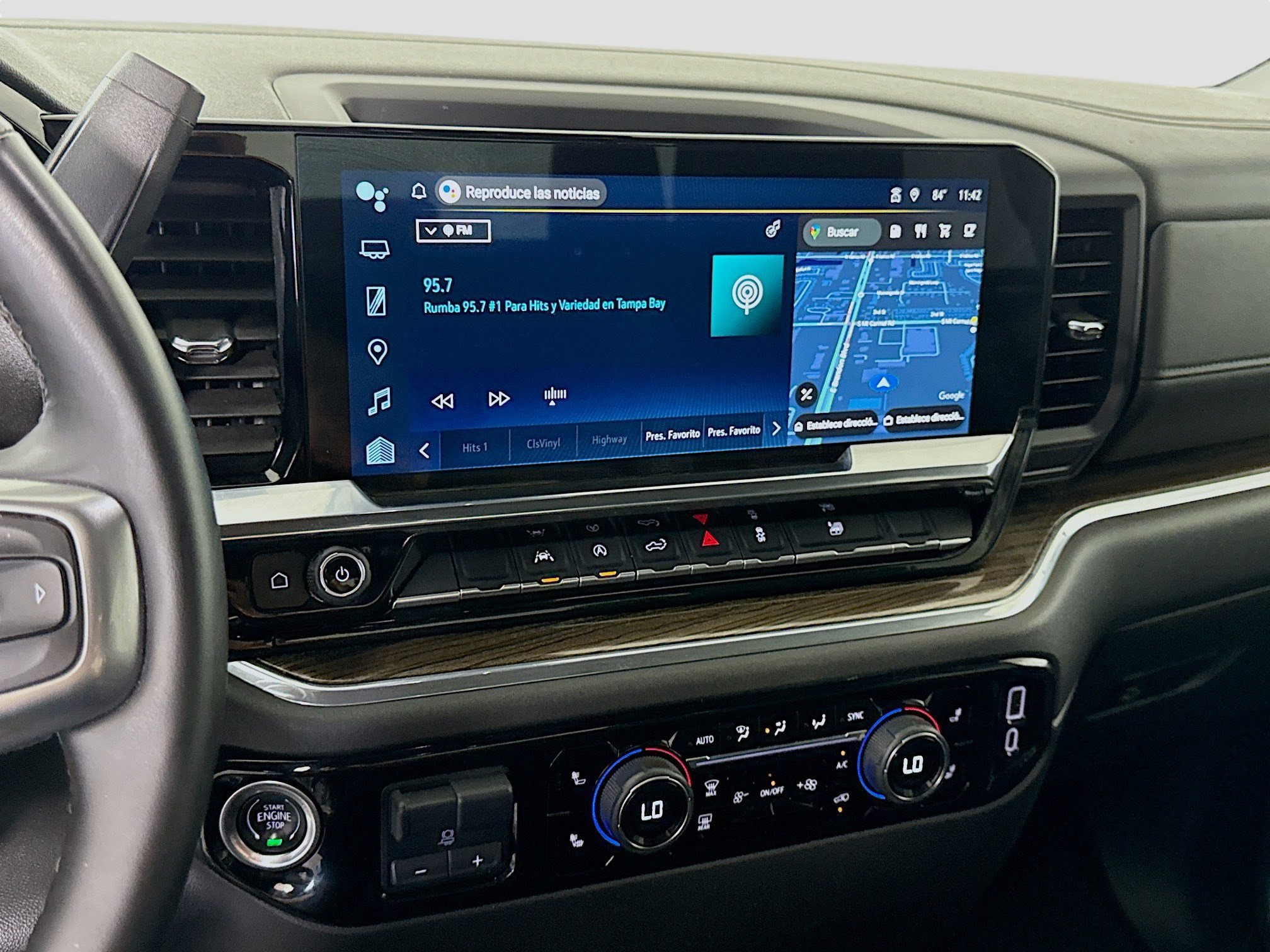 Used 2025 Chevrolet Silverado 1500 LT image 18