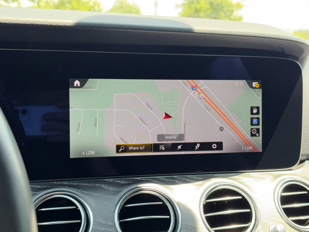 Used 2022 Mercedes-Benz E 350 Sedan image 17