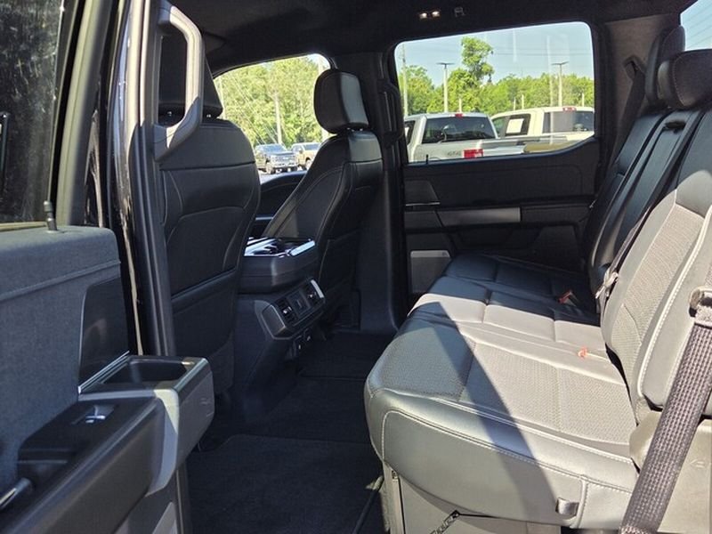 Used 2024 Ford F150 Lariat AWD/4WD image 9