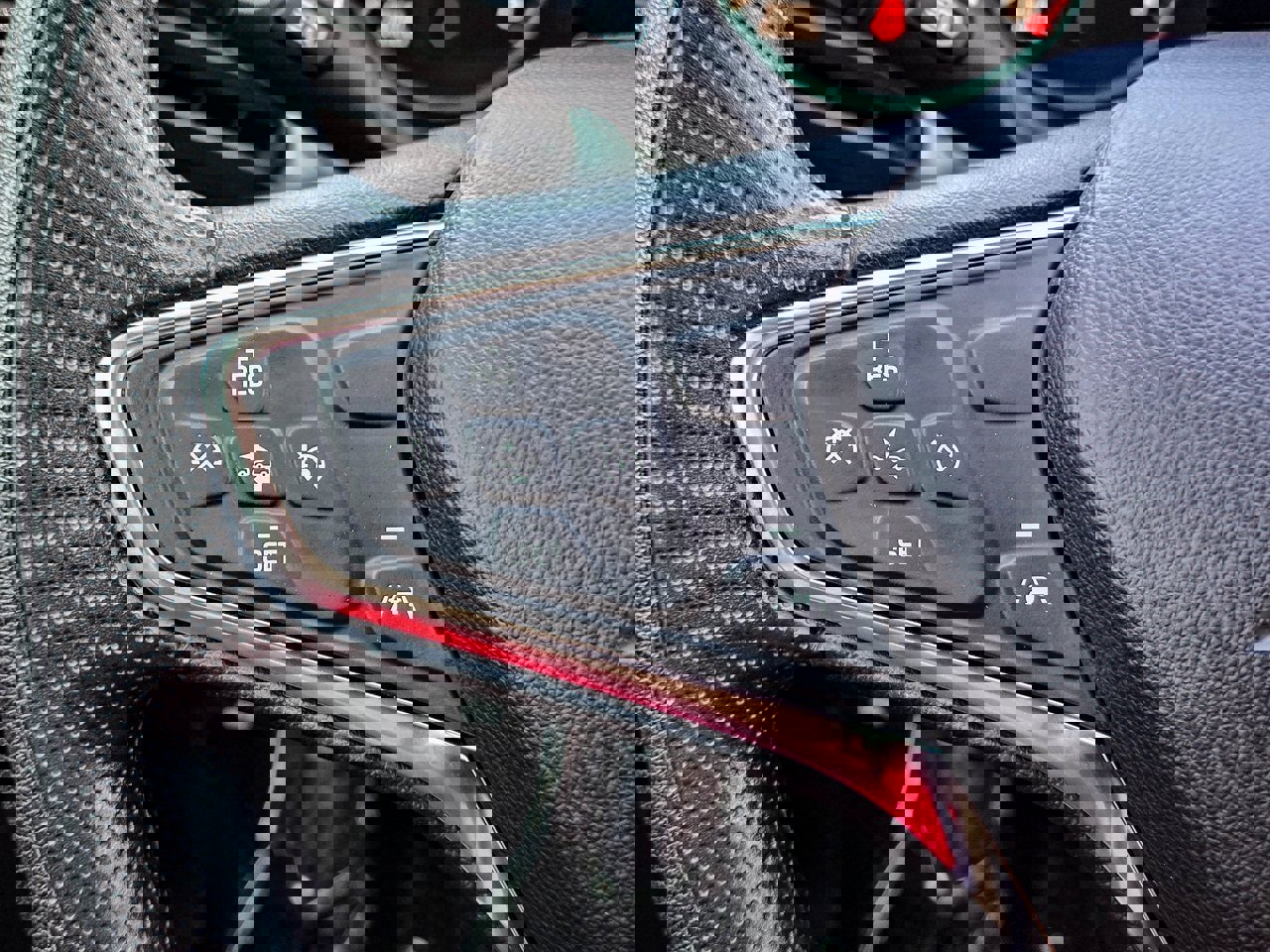 Used 2024 Chevrolet Malibu LT image 20