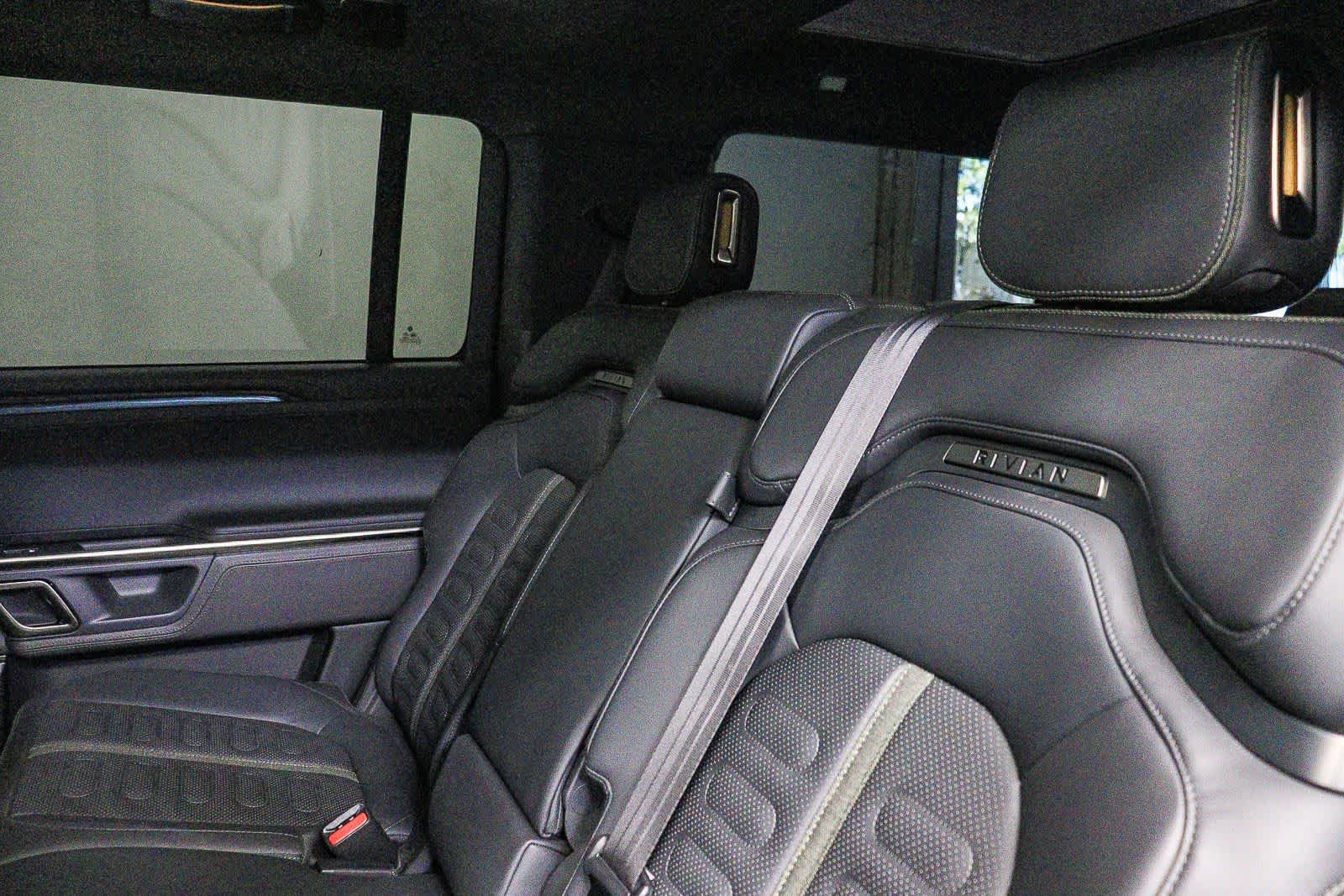 Used 2023 Rivian R1S Adventure AWD/4WD image 20