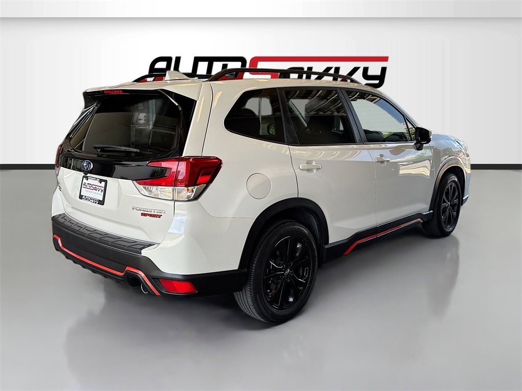 Used 2023 Subaru Forester Sport image 7