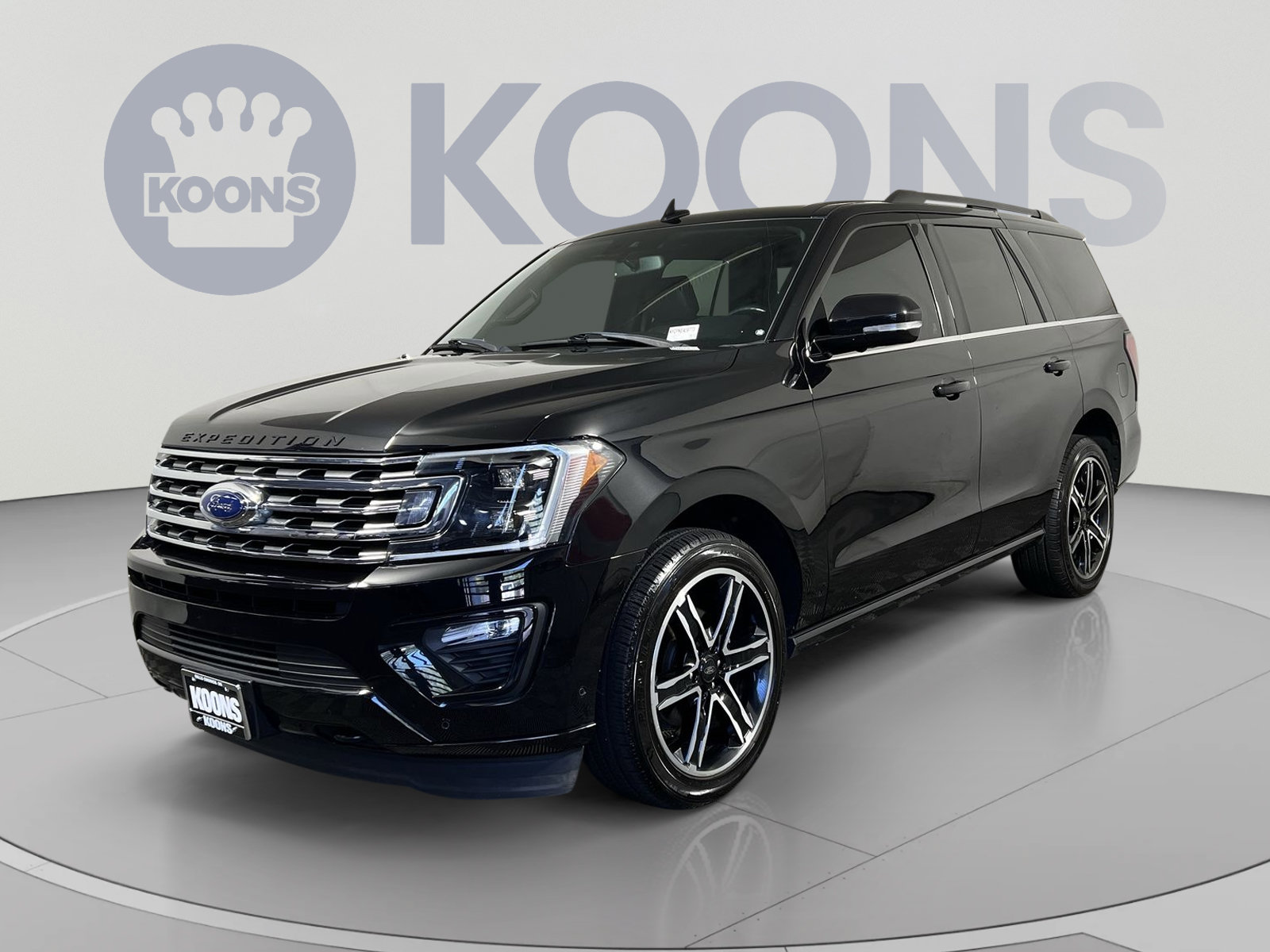 Certified 2019 Ford Expedition Limited w/ Equipment Group 303A AWD/4WD image 1