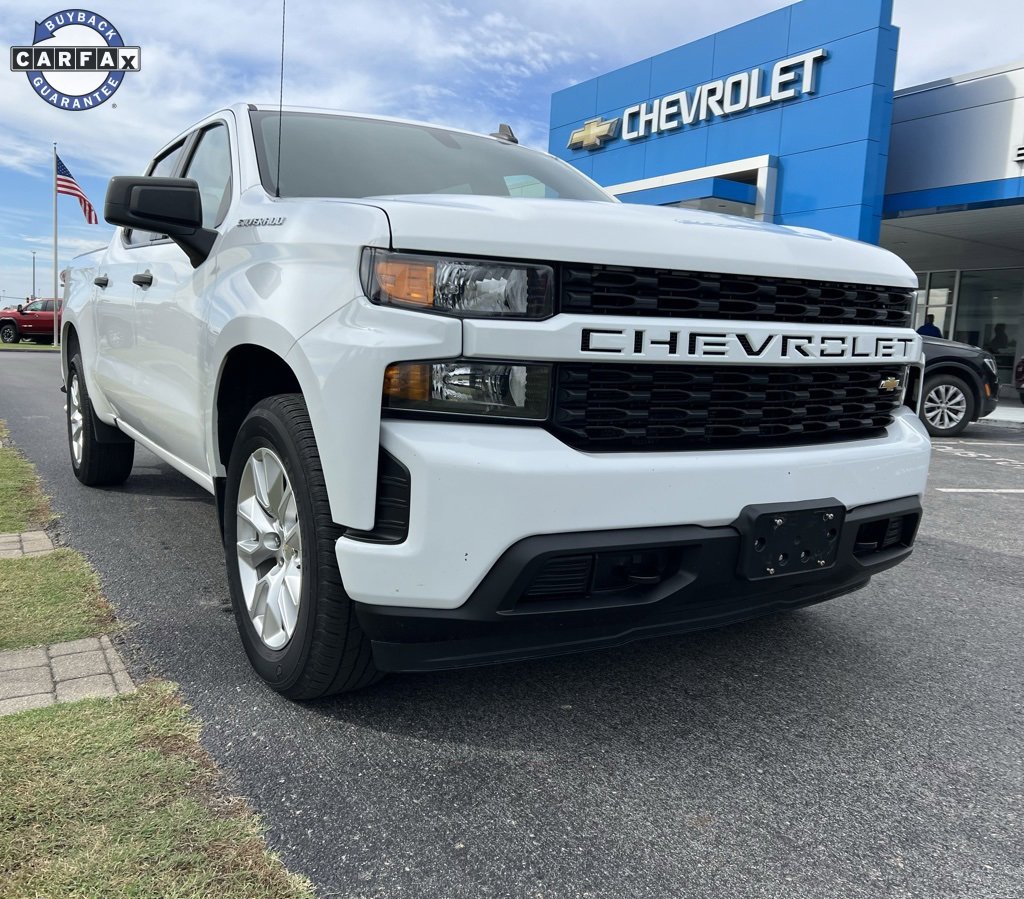 Used 2020 Chevrolet Silverado 1500 Custom w/ Custom Value Package image 1