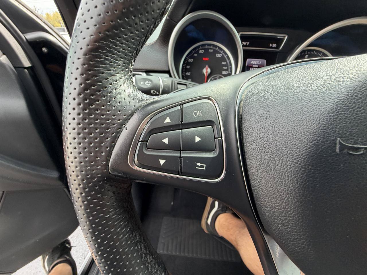 Used 2016 Mercedes-Benz GLE 400 4MATIC image 17