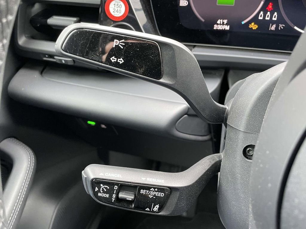 Used 2024 Porsche Macan 4 Electric image 42