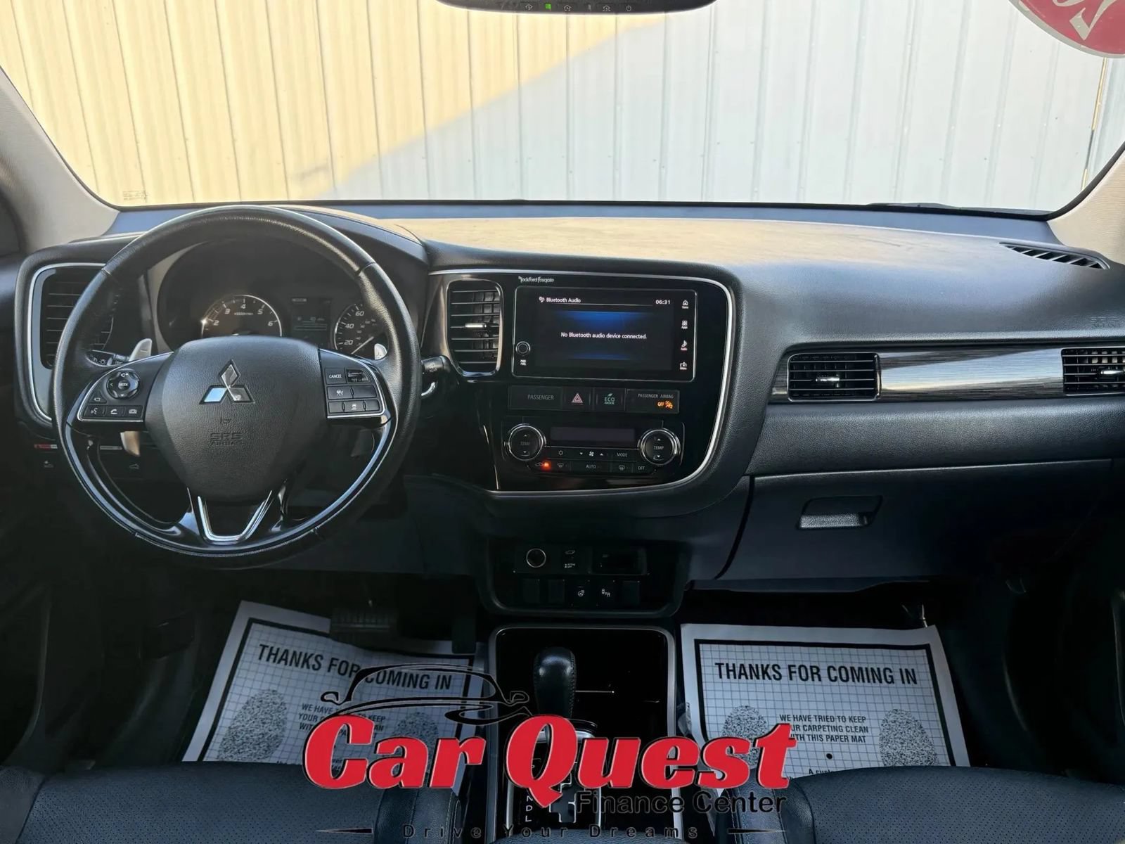 Used 2017 Mitsubishi Outlander GT AWD/4WD image 23