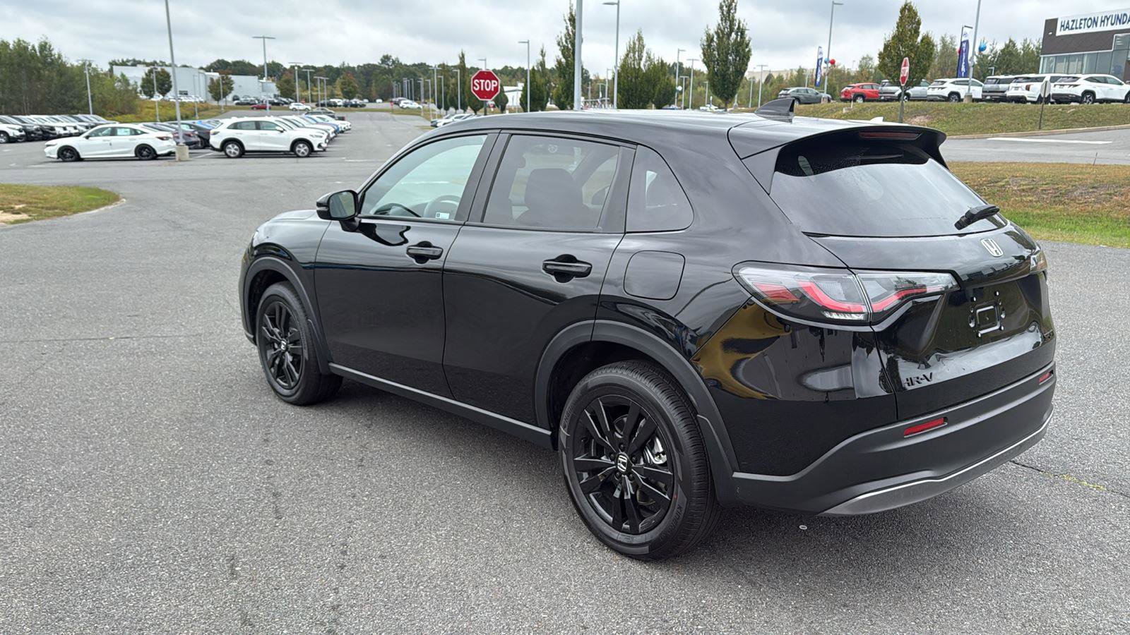 New 2026 Honda HR-V Sport image 10