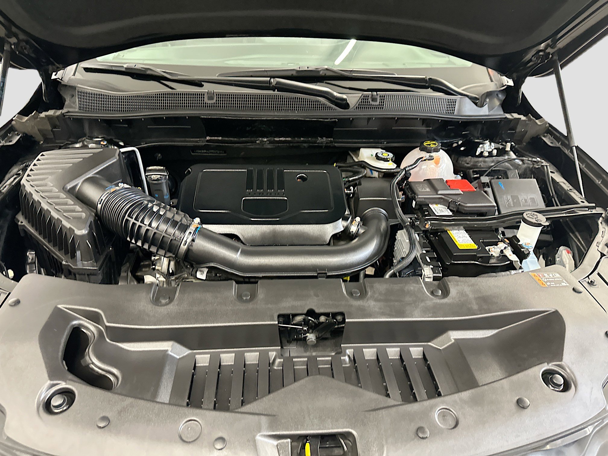 Used 2025 Chevrolet Blazer LT image 34