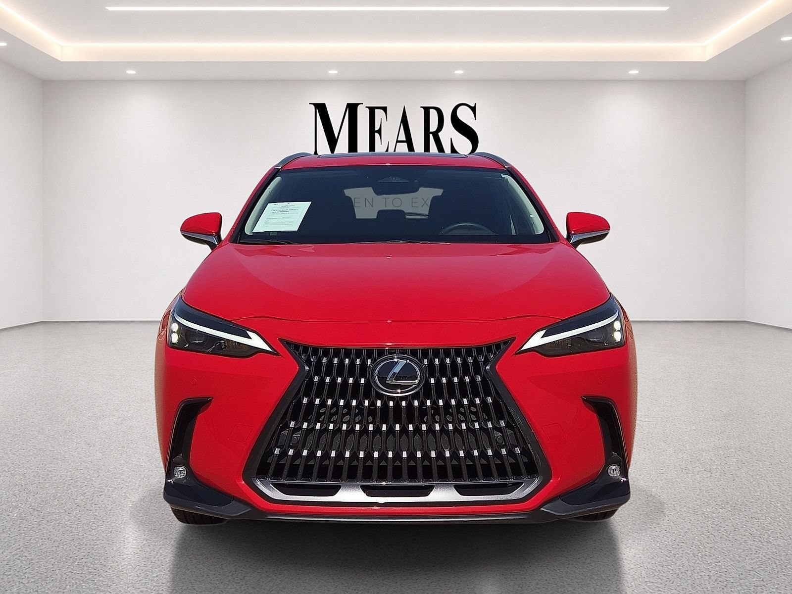 Used 2025 Lexus NX 250 FWD w/ Towing Package (2000 Lbs) image 8