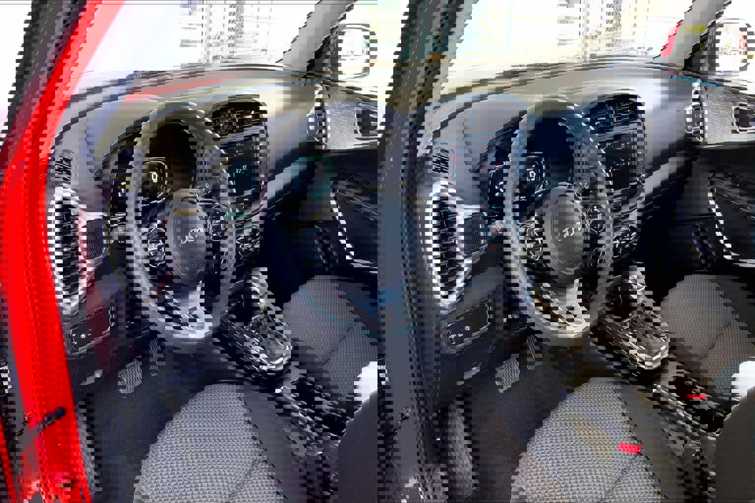 Used 2024 Kia Soul LX w/ Option Group 015 image 18