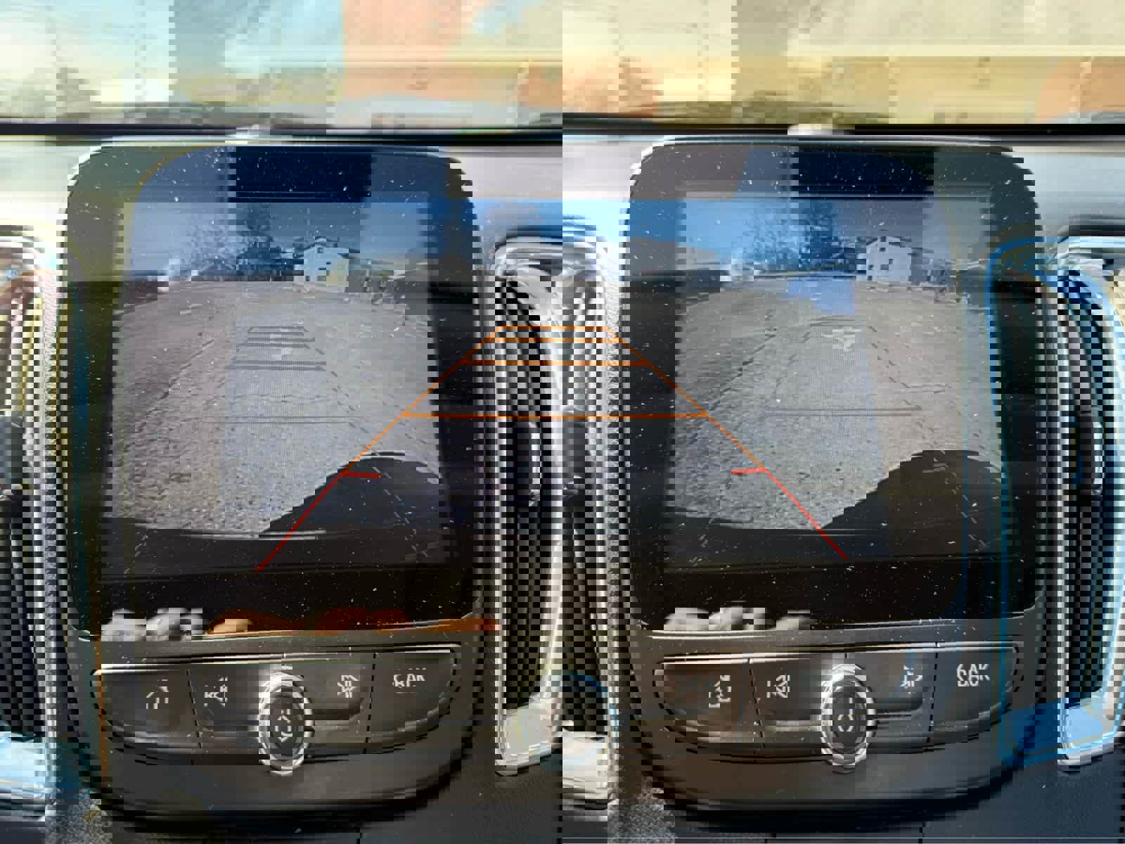 Used 2017 Chevrolet Malibu Premier w/ Premier Sun and Wheel Package image 26